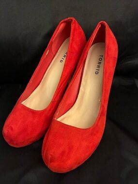 torrid Vibrant Red Suede Rounded-Toe Heels